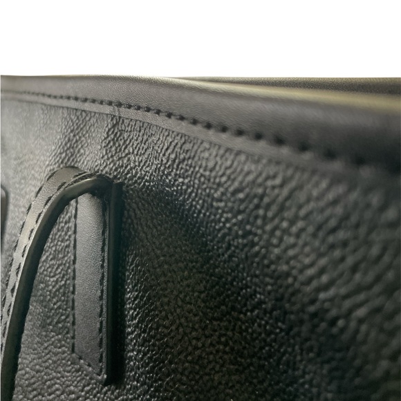 Michael Michael Kors, Signature LRG Black Tote Handles have Trim Wear see pics - Picture 4 of 17